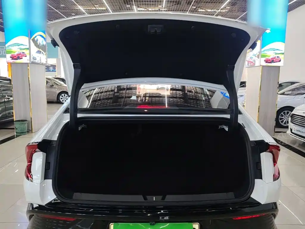 Wuling Xingguang — миниатюра 19
