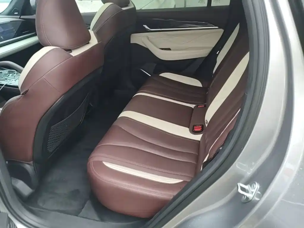 Geely Xingyue L — миниатюра 17