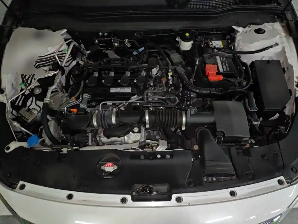 Honda Accord — миниатюра 16