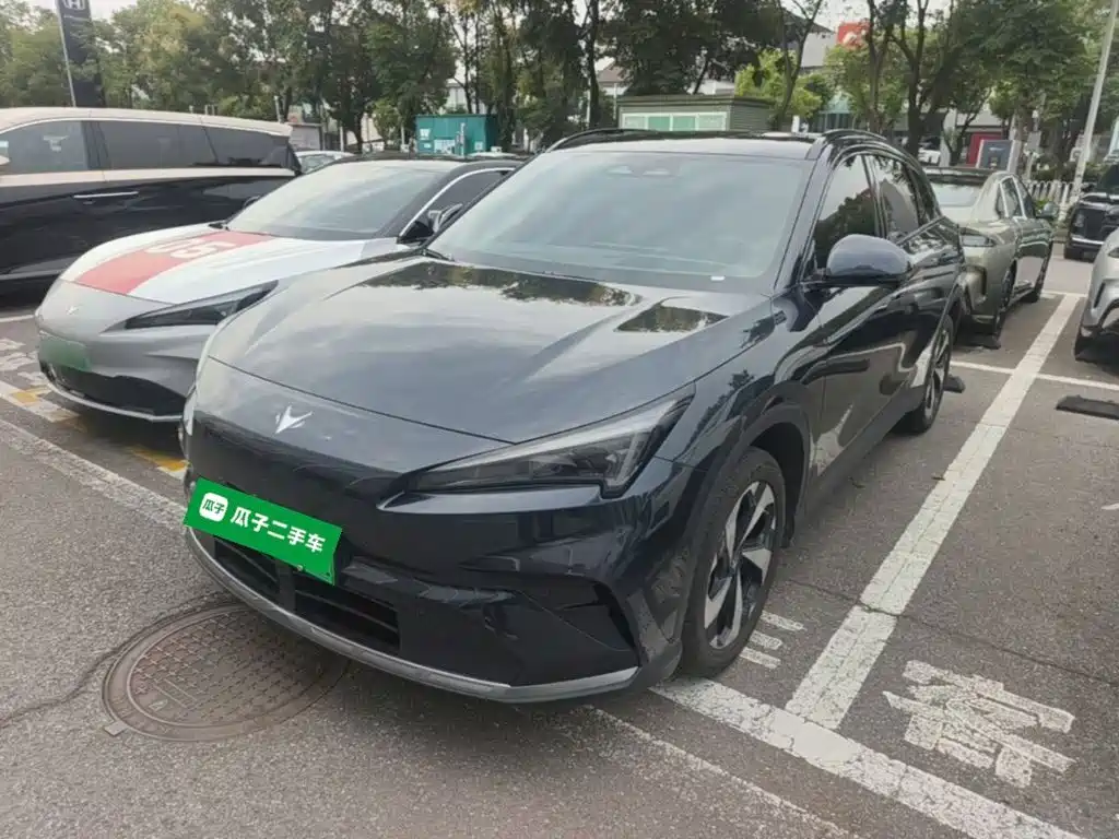 ARCFOX Alpha T5