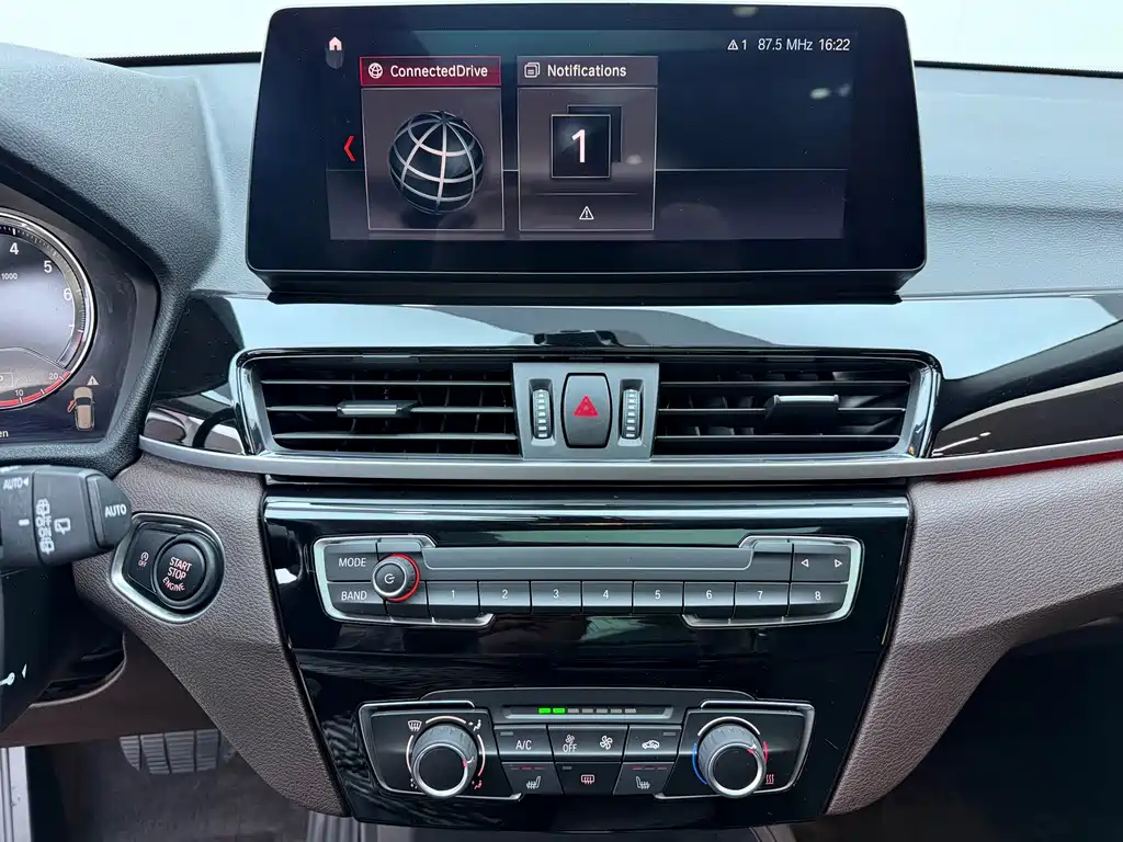 BMW X1 — миниатюра 12