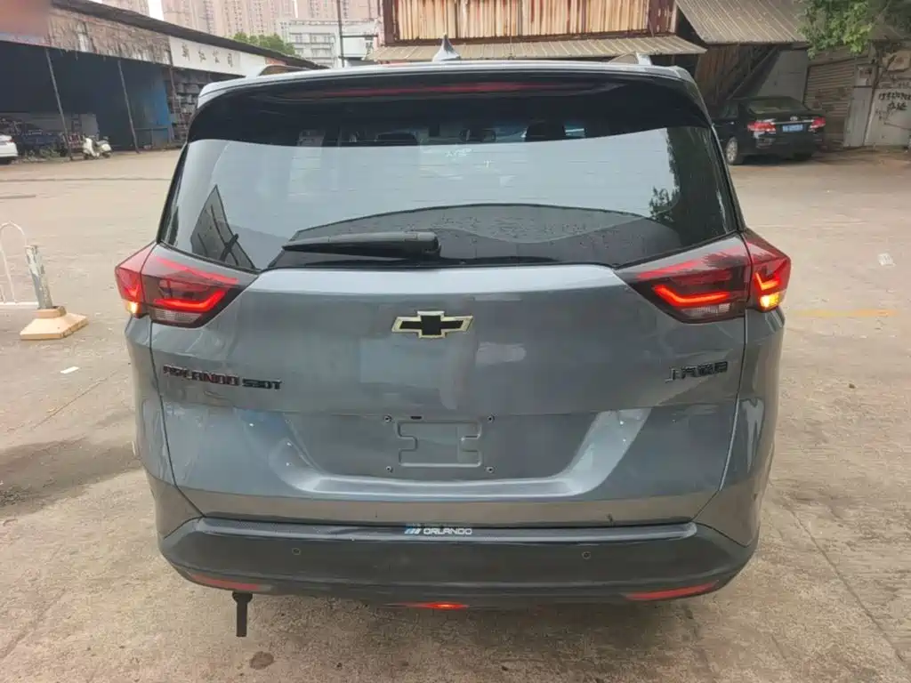 Chevrolet Volando — миниатюра 6