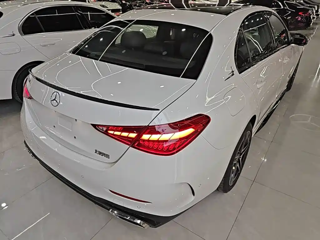 Mercedes-Benz C-Class — миниатюра 5