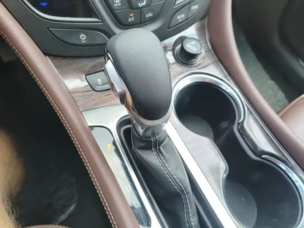 Buick Envision Plus — миниатюра 14