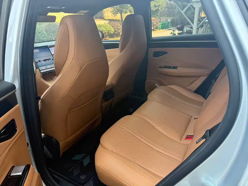 GEELY GALAXY GALAXY L7