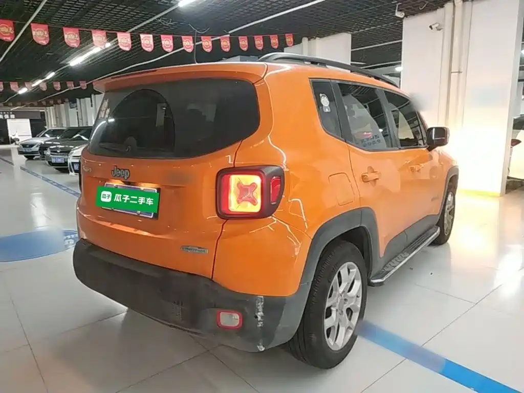 Jeep Renegade — миниатюра 7