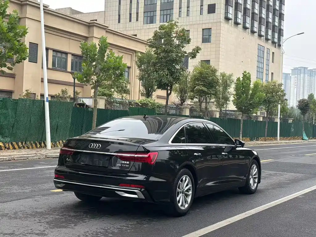Audi A6L — миниатюра 8