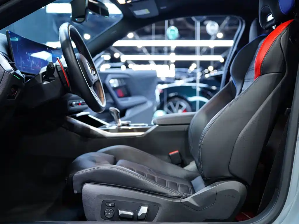 BMW M2 — миниатюра 14