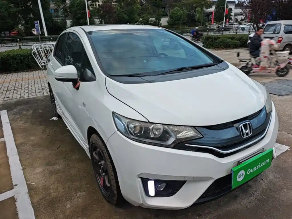 Honda Fit — миниатюра 4
