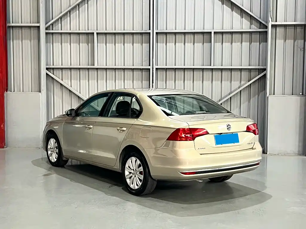 Volkswagen Bora — миниатюра 9