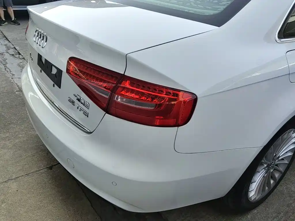 Audi A4L — миниатюра 8
