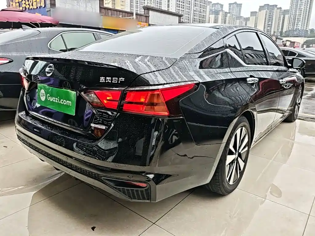 Nissan Teana — миниатюра 7