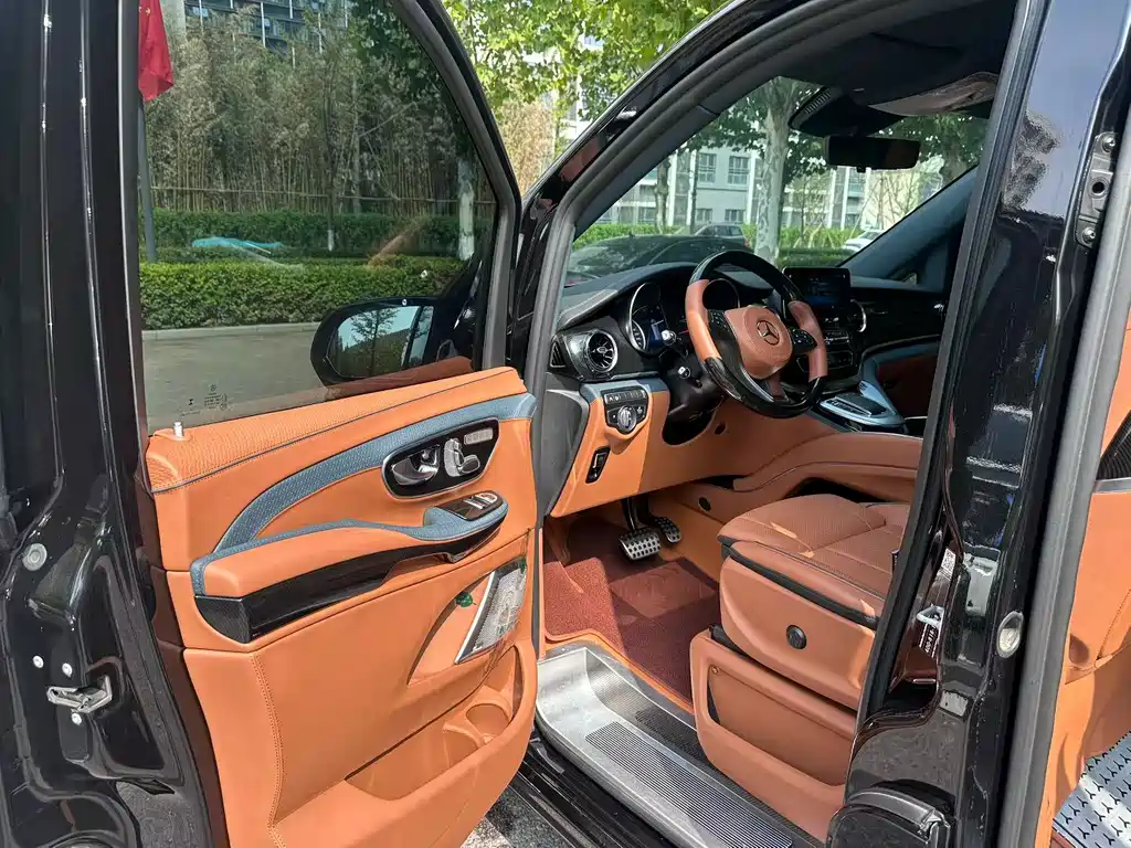 Mercedes-Benz V-Class — миниатюра 5