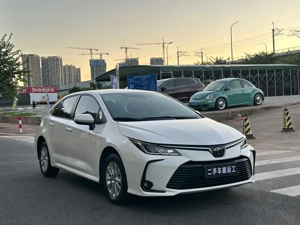 Toyota Corolla — миниатюра 3
