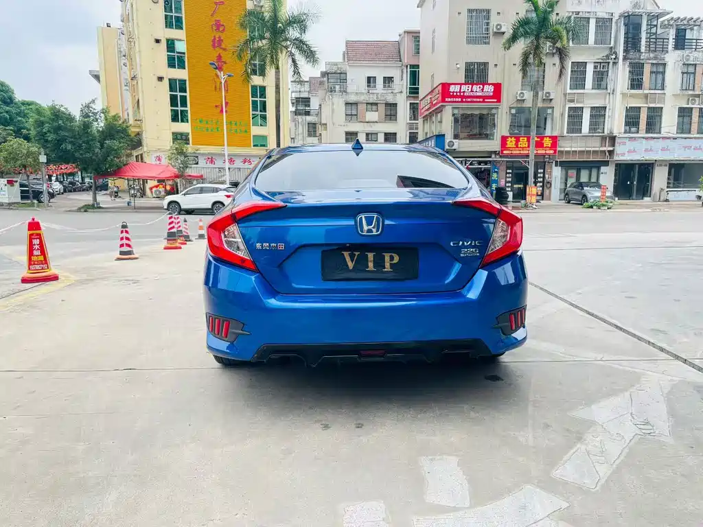 Honda Civic — миниатюра 5