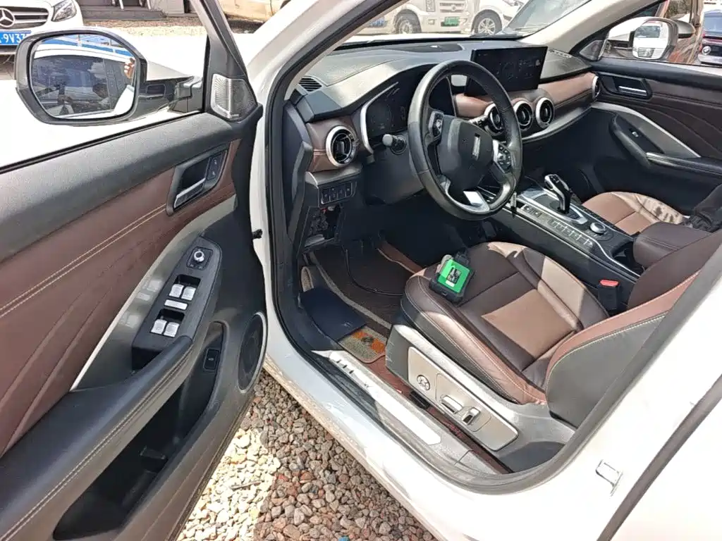 Wey Wey VV6 — миниатюра 16