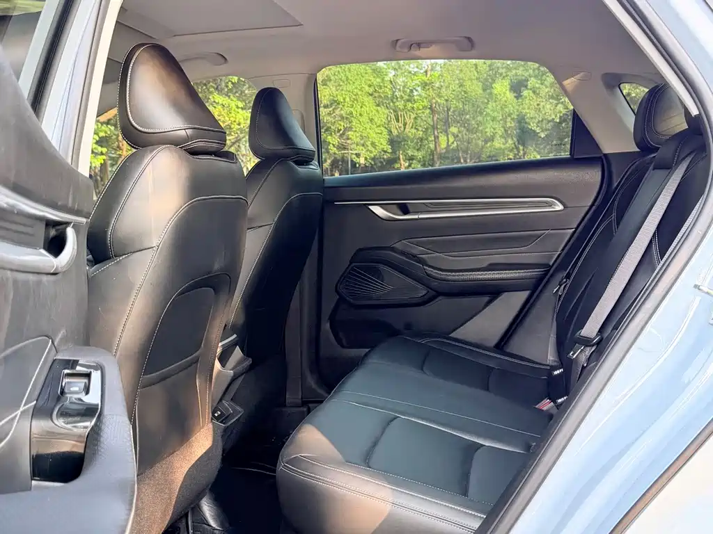 Geely Emgrand — миниатюра 8
