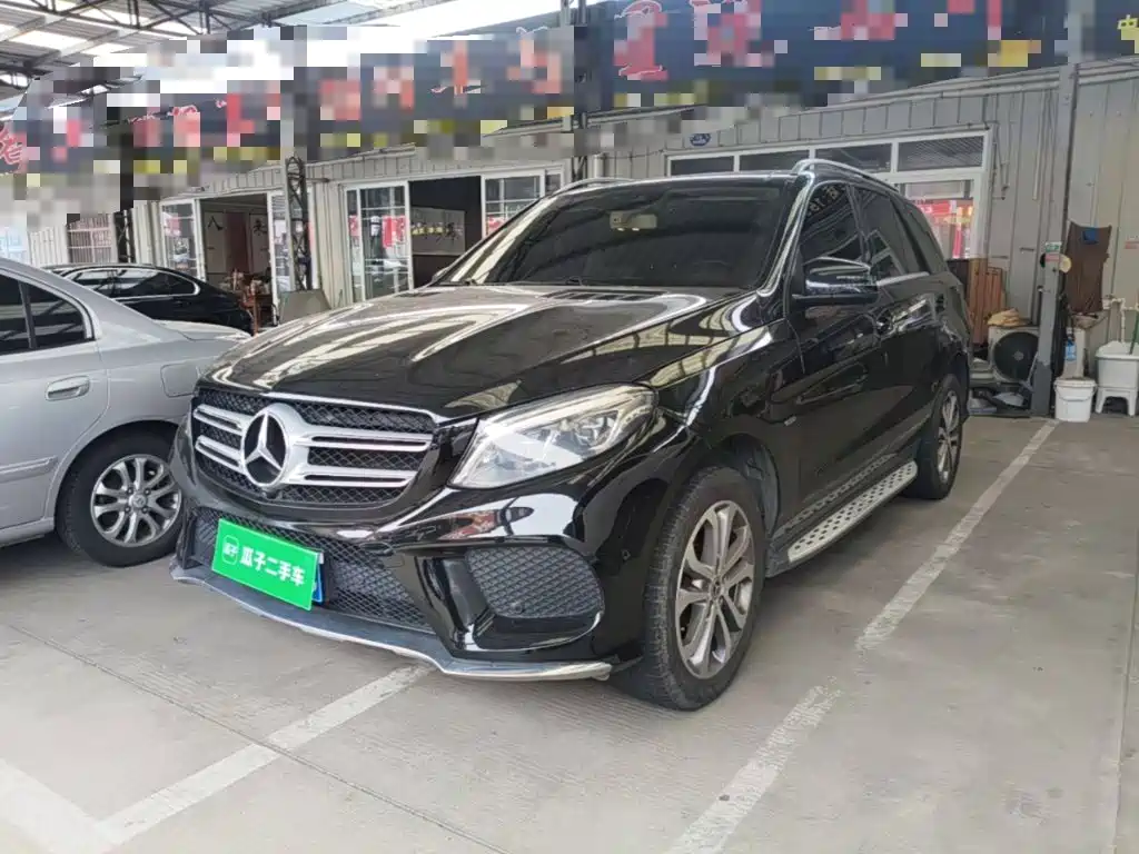 Mercedes-Benz GLE (Import) — миниатюра 2