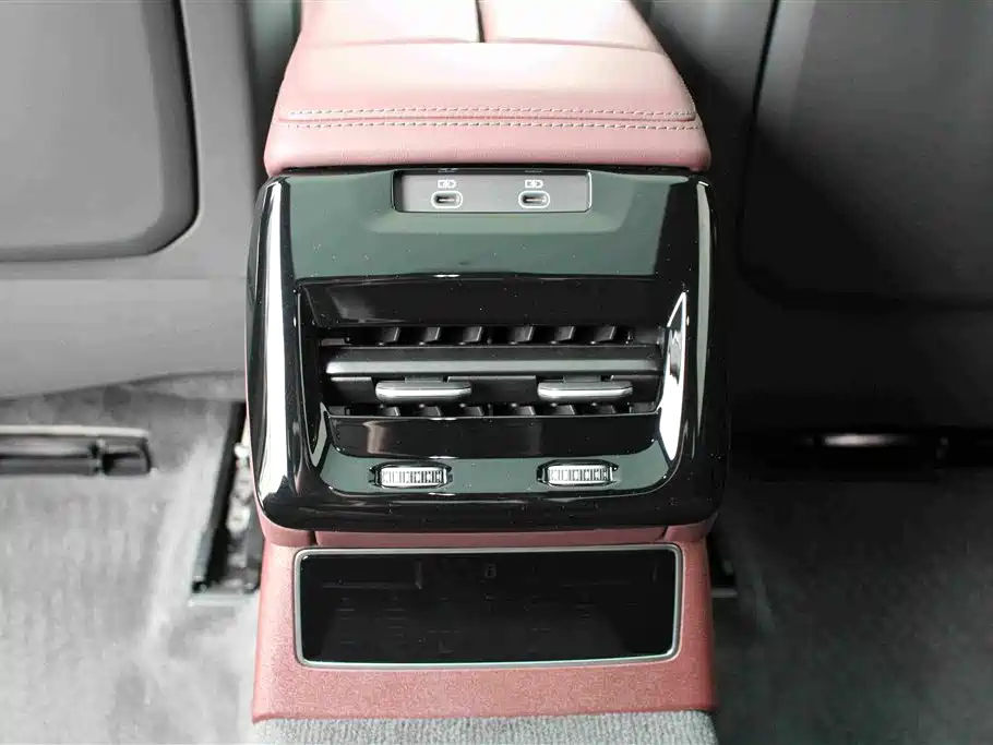 Audi A6L — миниатюра 15