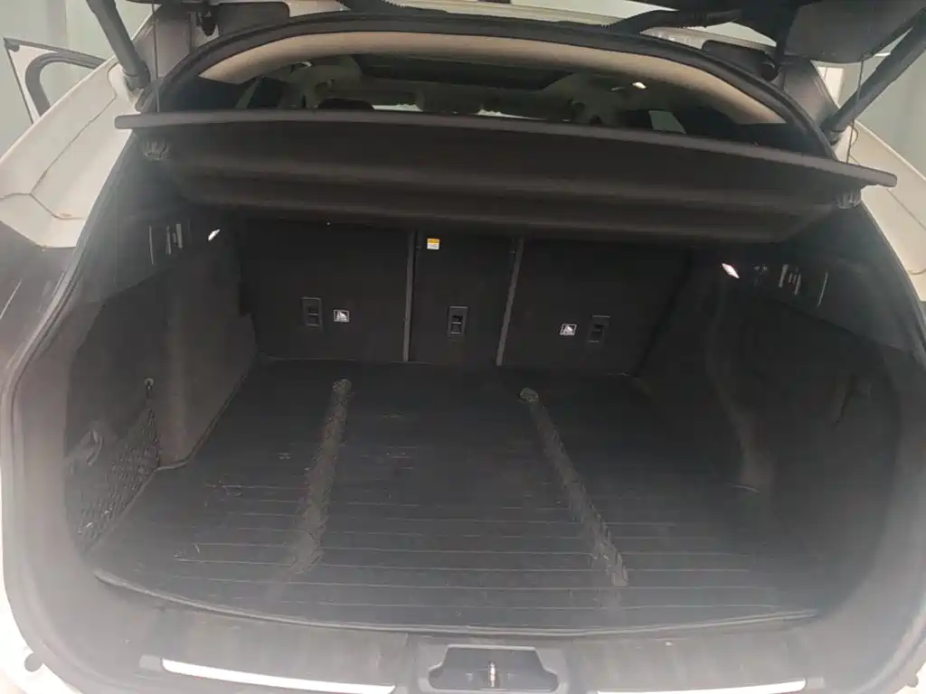 Jaguar F-PACE — миниатюра 19