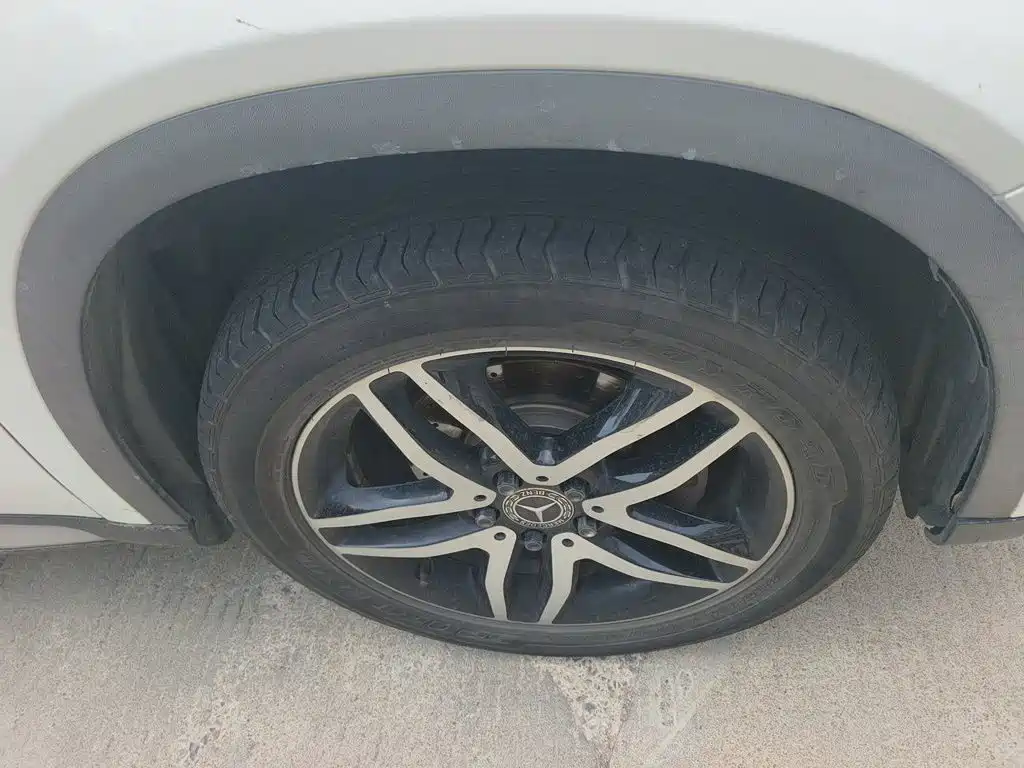Mercedes-Benz GLA — миниатюра 8