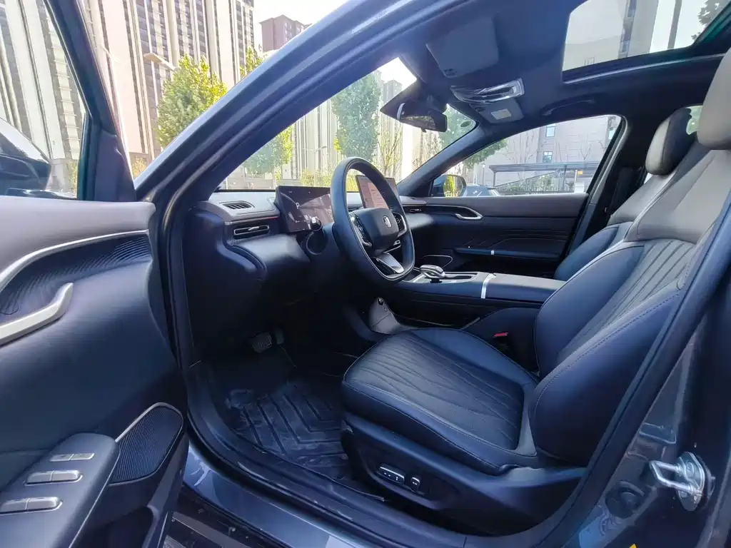 Changan Eado — миниатюра 4