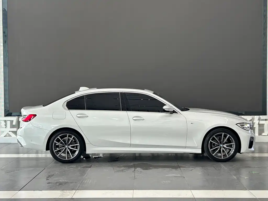 BMW 3 Series 3 2021 325Li M Sport