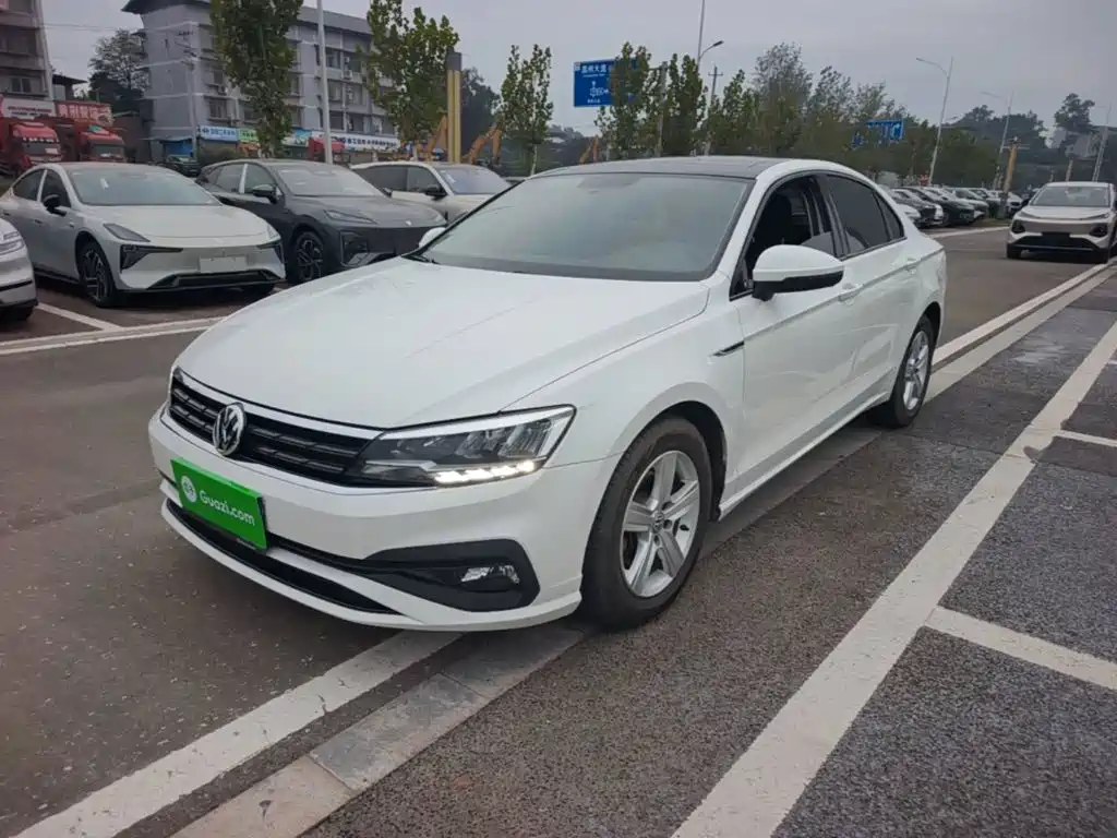 Volkswagen Lamando