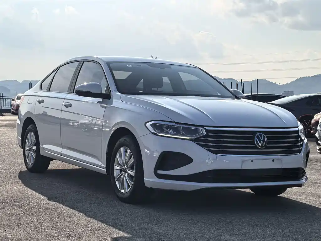 Volkswagen Lavida — миниатюра 3