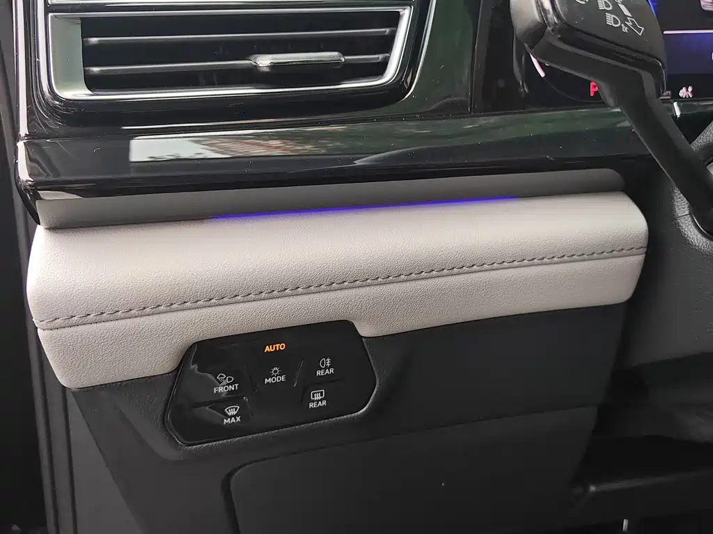 Volkswagen Teramont 380TSI 4WD Distinguished Luxury Edition, фото 6