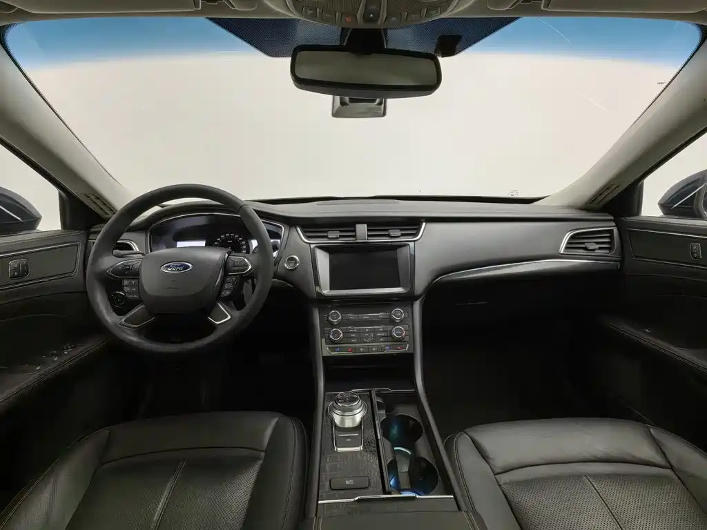 Ford Taurus — миниатюра 5