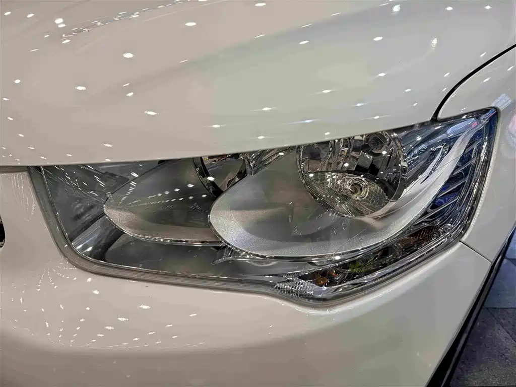 Citroen Elysee — миниатюра 14