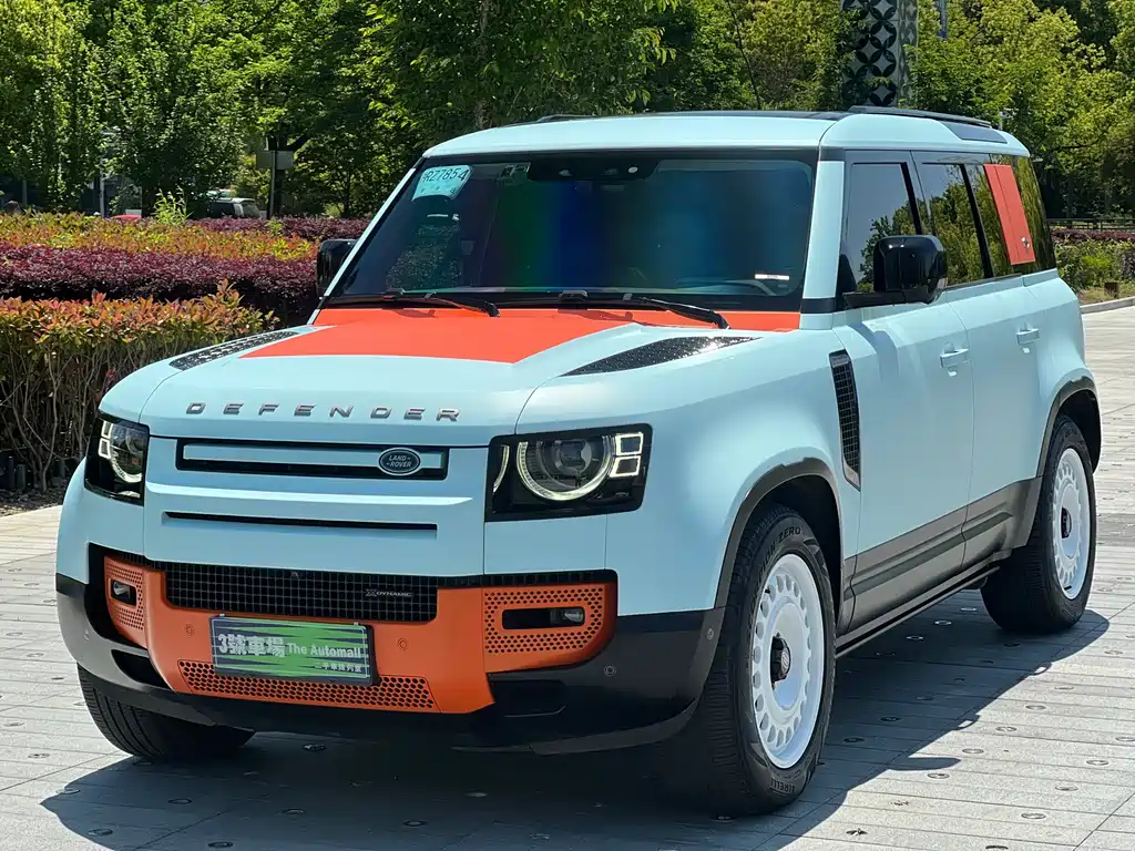 Land Rover Defender 2022