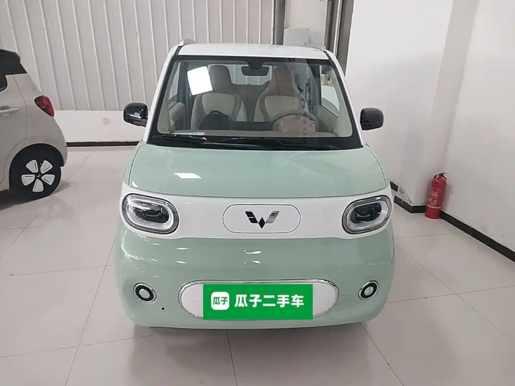Wuling MINIEV — миниатюра 3