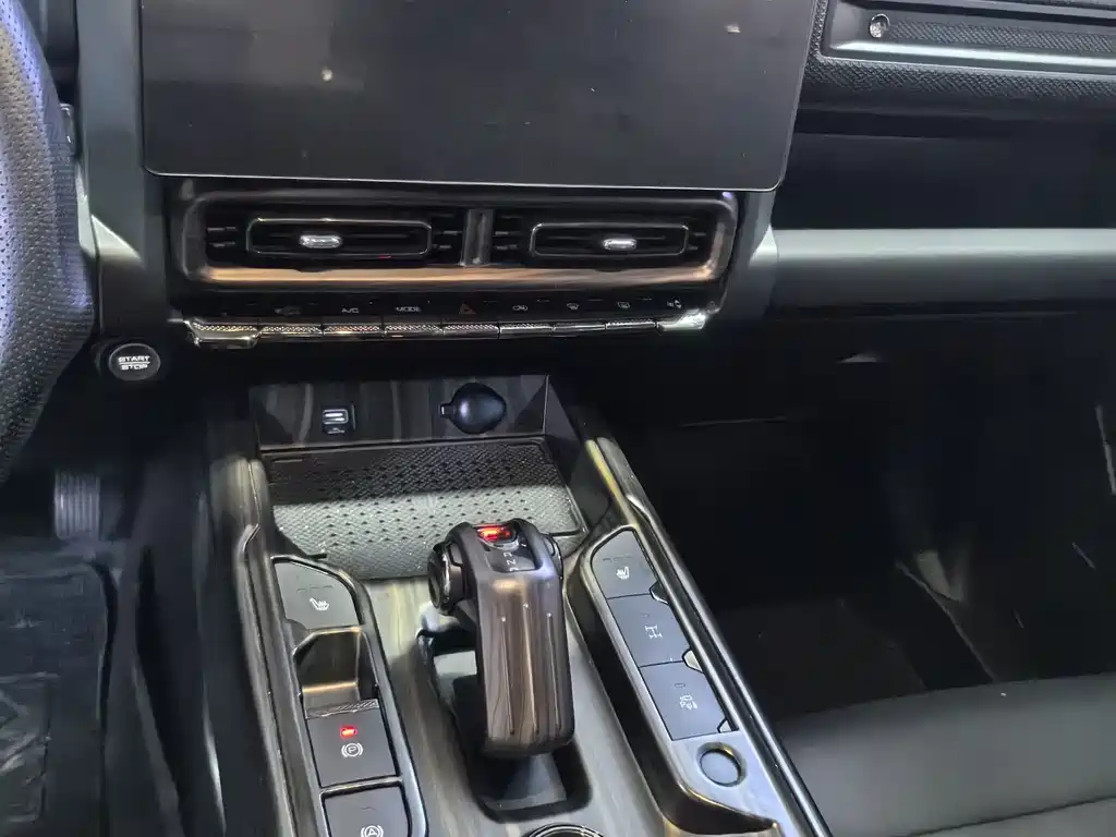 Haval Menglong New Energy — миниатюра 8