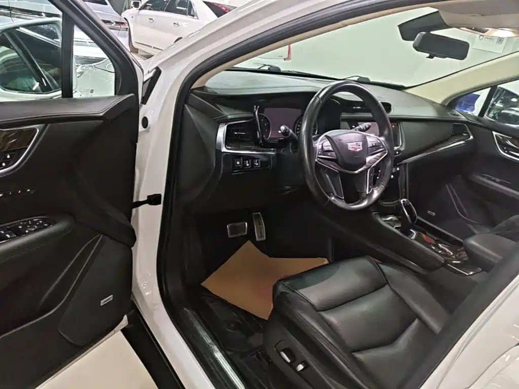 Cadillac XT5 — миниатюра 16