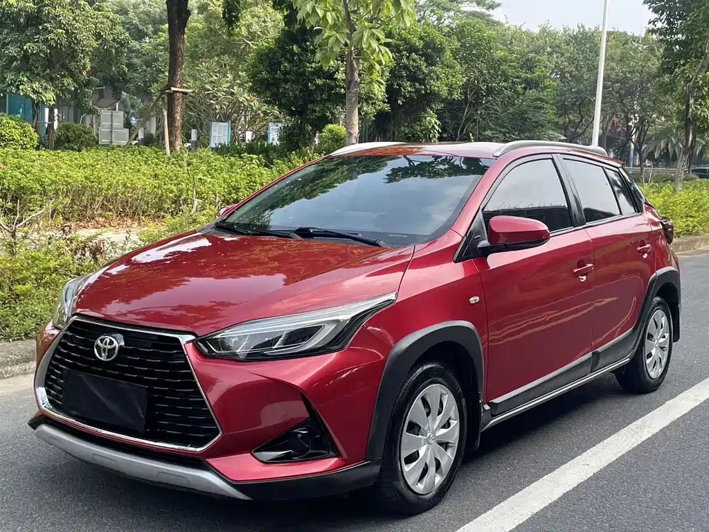 Toyota Yaris L