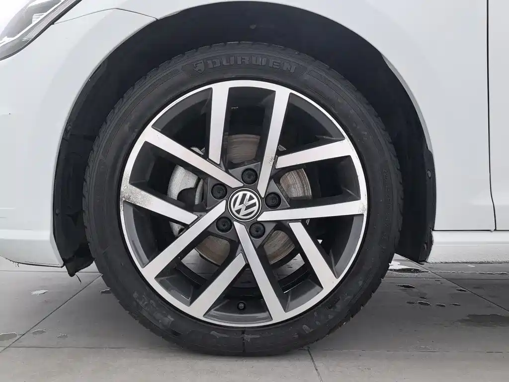 Volkswagen Golf — миниатюра 17