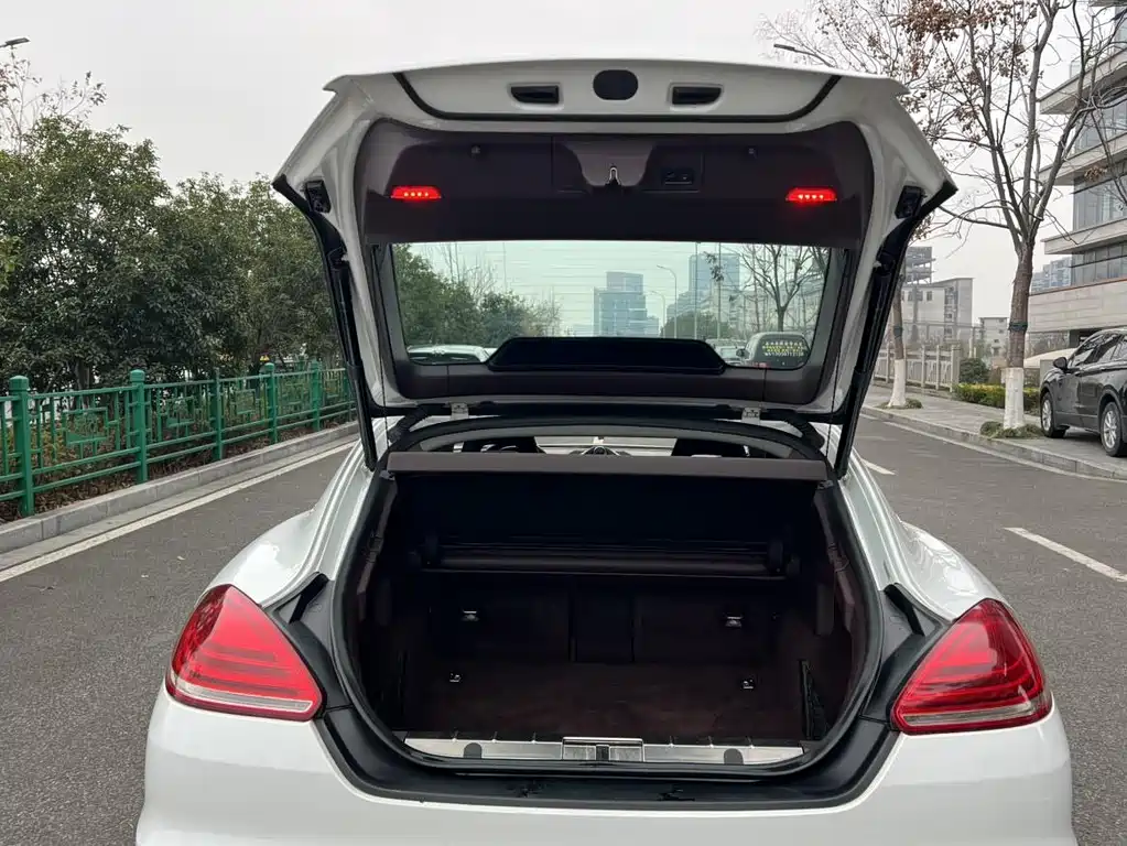 Porsche Panamera — миниатюра 20