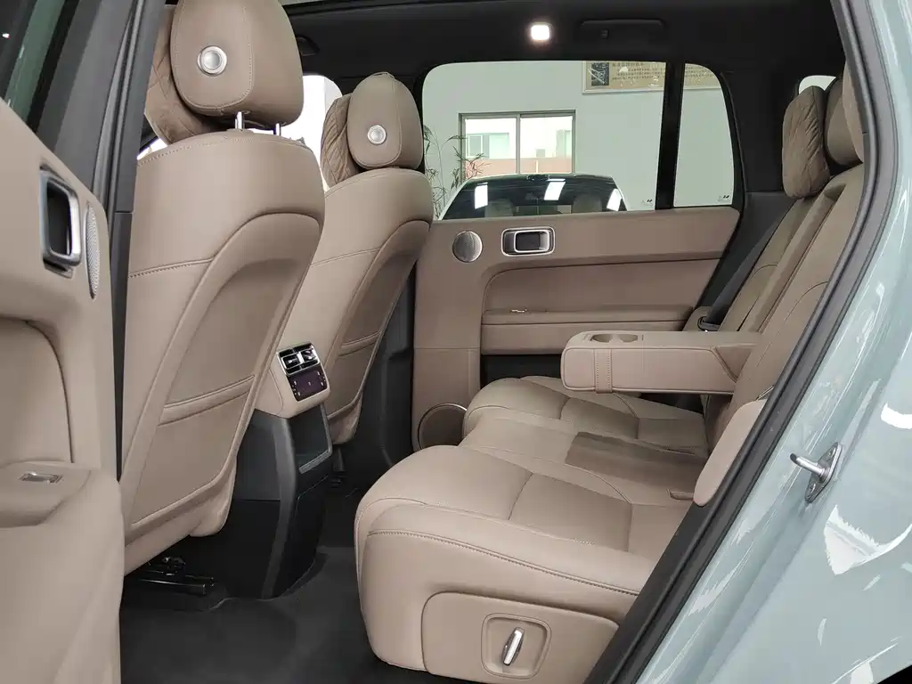 Li Auto L6 2025 Pro