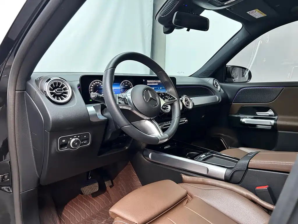 Mercedes-Benz GLB — миниатюра 14