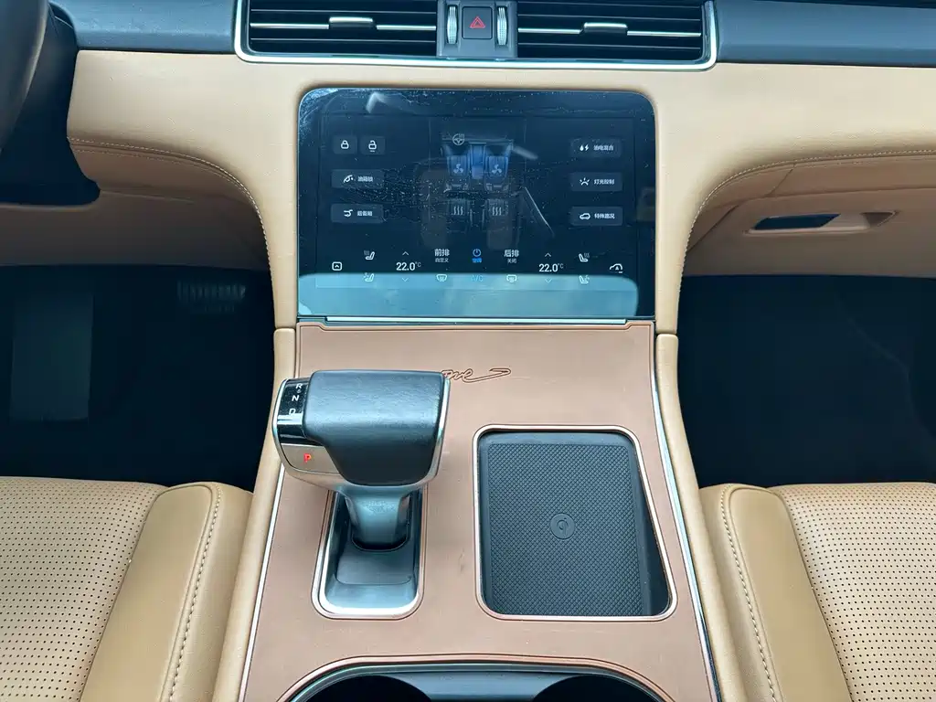 Li Auto Li ONE — миниатюра 20