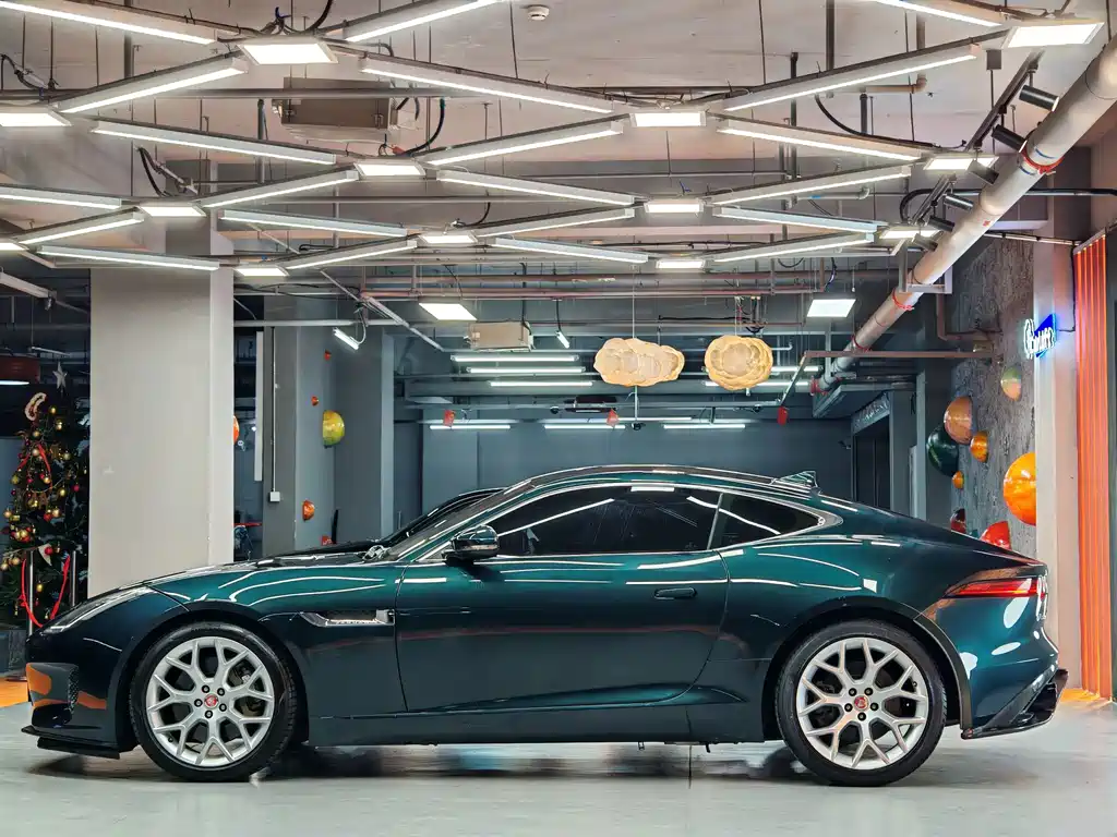 Jaguar F-TYPE — миниатюра 5