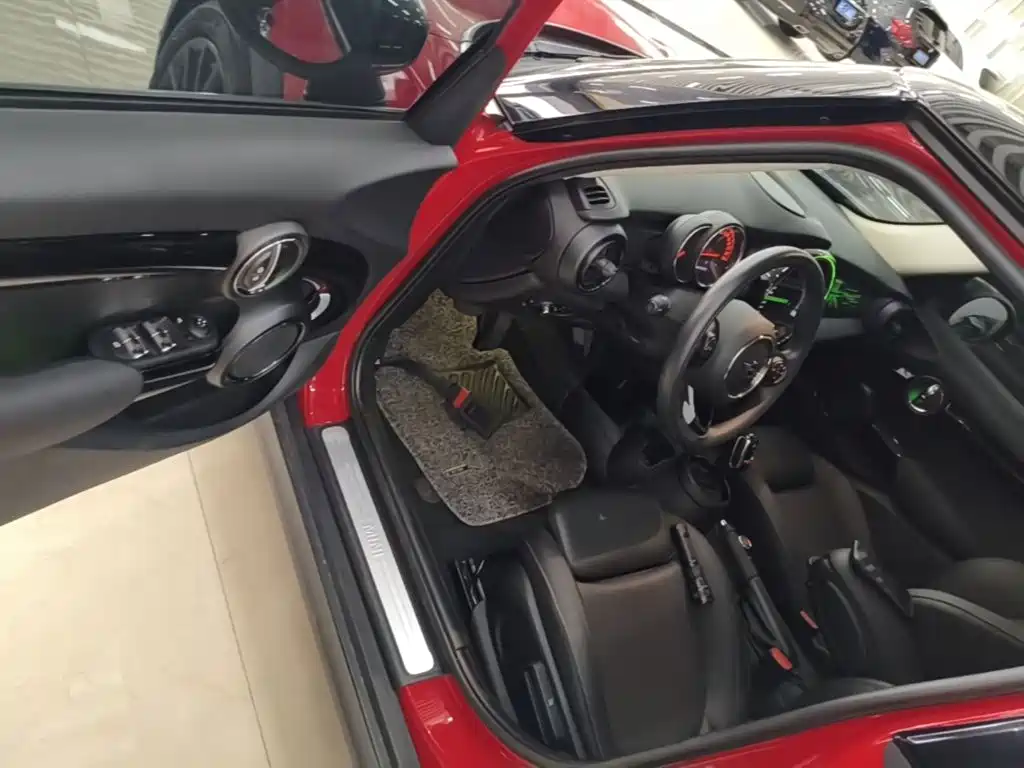 MINI Mini — миниатюра 16