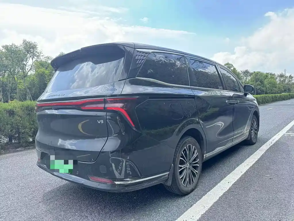 Fengxing Xinghai V9 — миниатюра 7