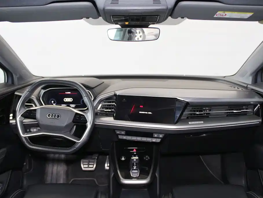 Audi Q4 e-tron — миниатюра 9