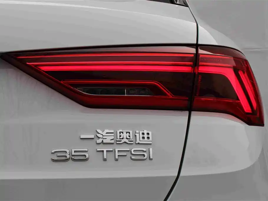 Audi Q3 — миниатюра 14