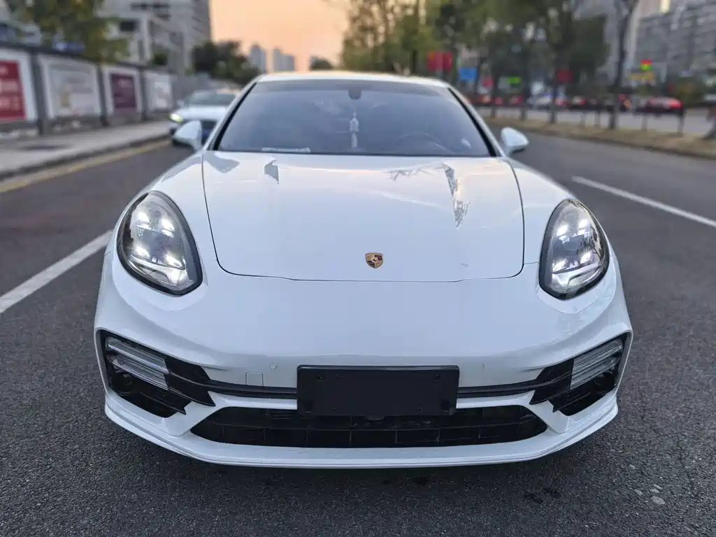 Porsche Panamera — миниатюра 3