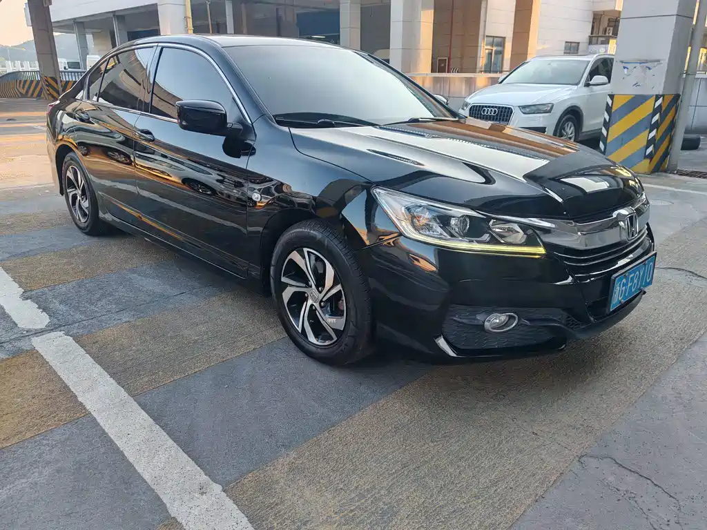 Honda Accord — миниатюра 3
