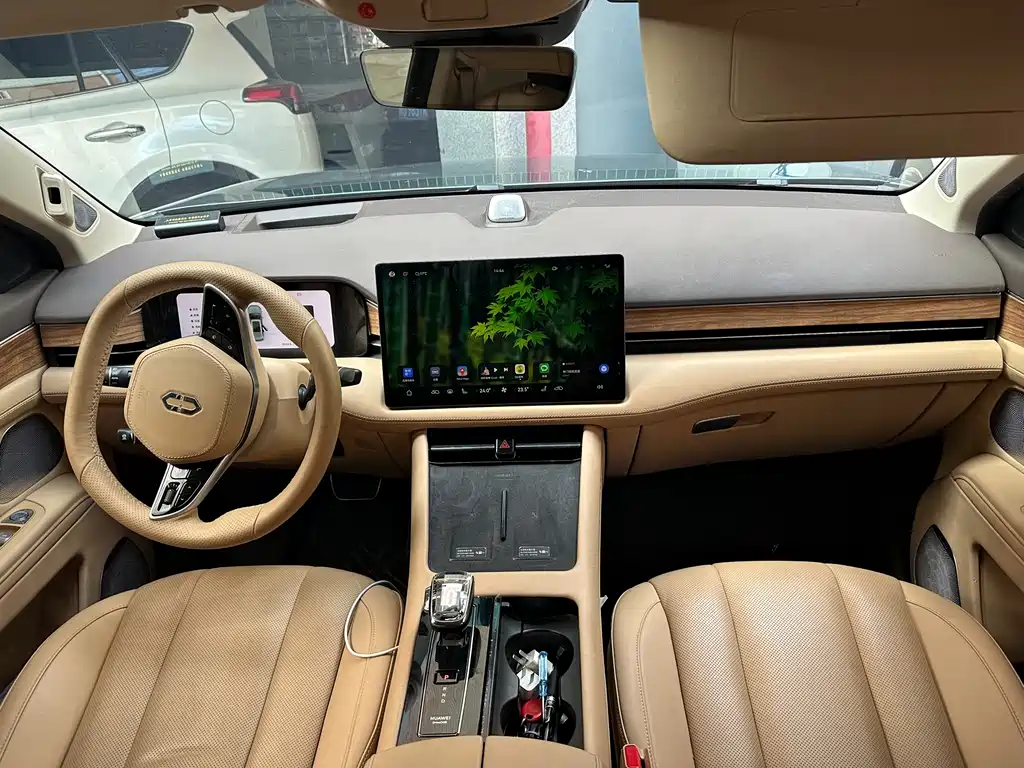 AITO ASK THE WORLD M7